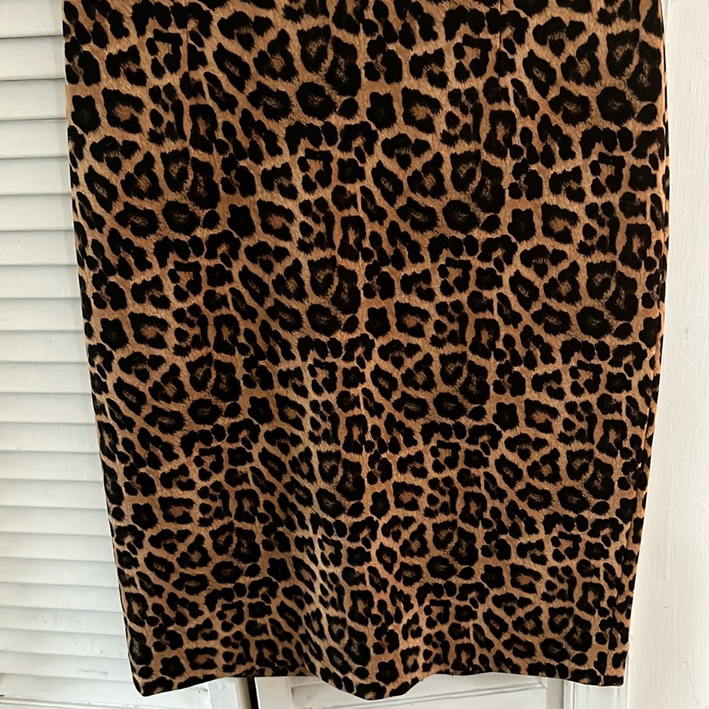 Leopard skirt